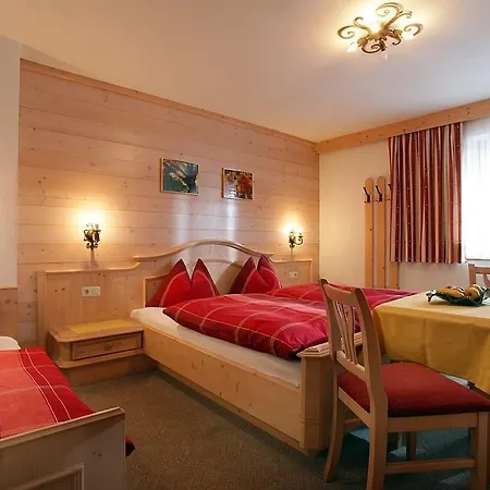 Homestay Gaestehaus Hofer *