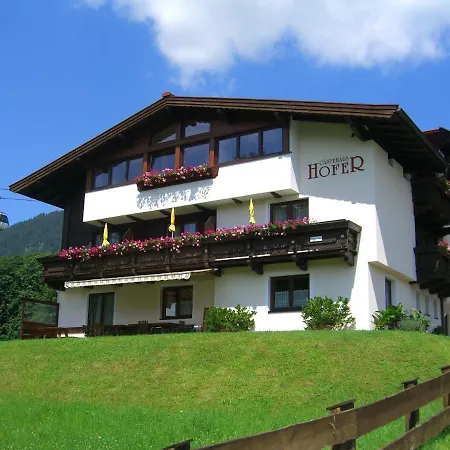 Homestay Gaestehaus Hofer Brixen im Thale
