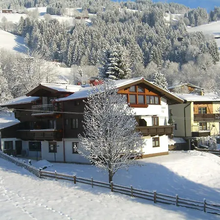 Gaestehaus Hofer Homestay szállás *