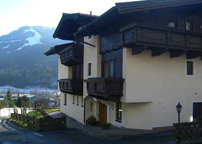 Δωμάτια σε οικογενειακή κατοικία Gaestehaus Hofer Brixen im Thale