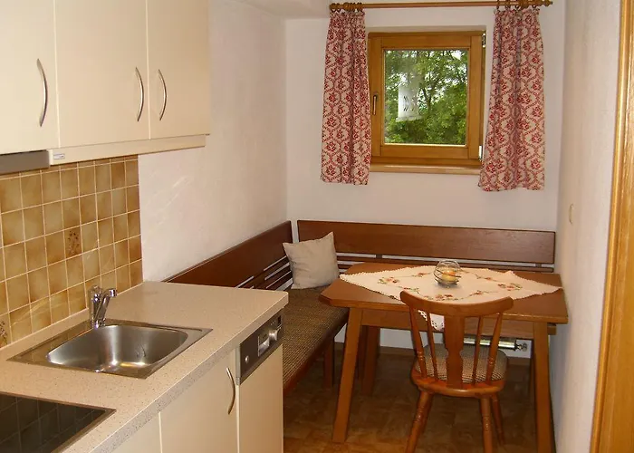 Δωμάτια σε οικογενειακή κατοικία Gaestehaus Hofer Brixen im Thale